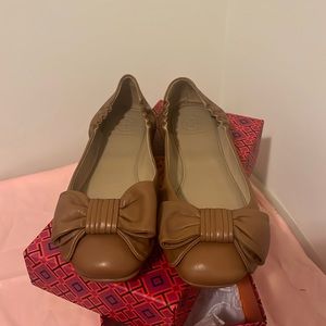 Tory Burch size 9 driver ballet flats